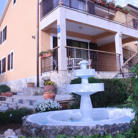 Lily'S Lovely Apartments Fazana Exterior photo